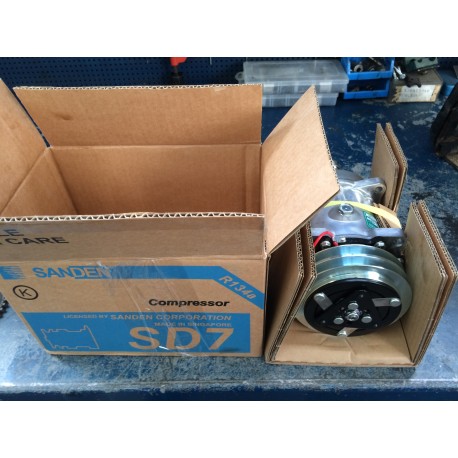 ΚΟΜΠΡΕΣΣΕΡ A/C DEUTZ-FAHR AGROTRON